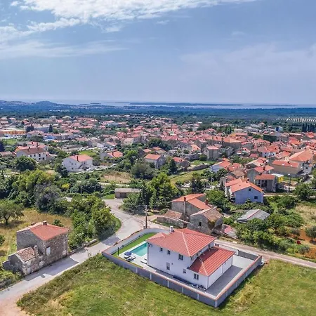 Дом отдыха Cozy In With Wifi