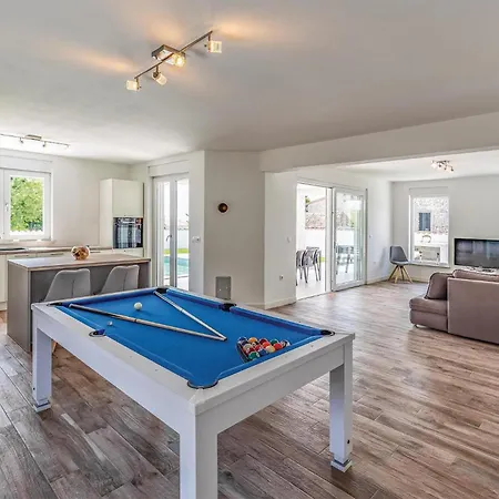 Cozy In With Wifi * Galizana