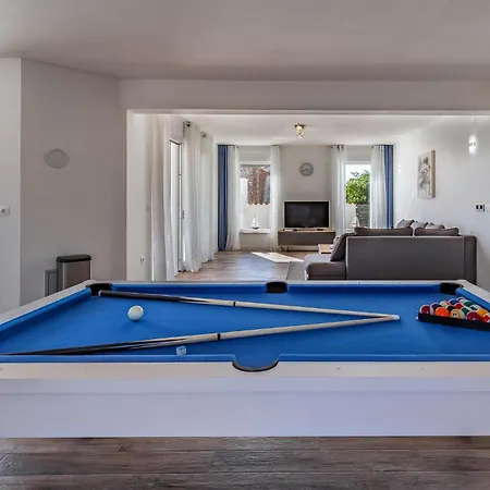 Prázdninový dům Cozy In With Wifi Galižana