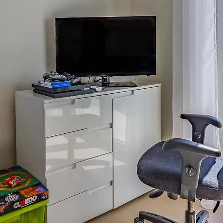 Cozy In With Wifi Galižana