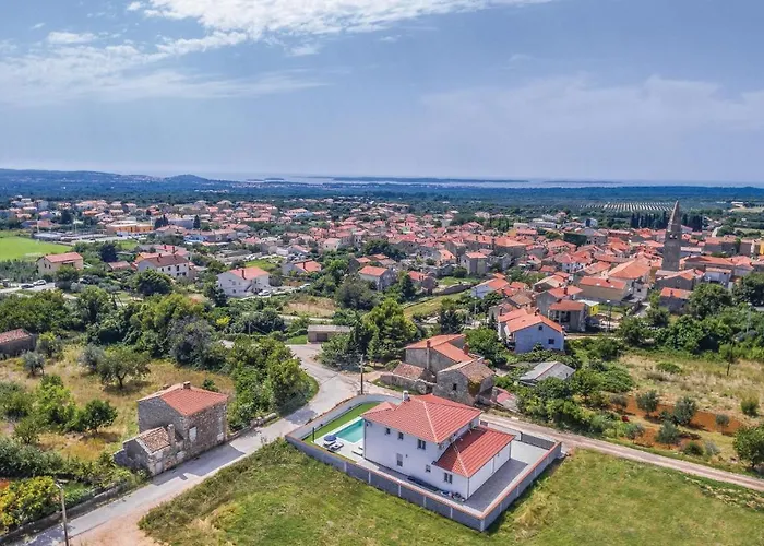 Σπίτι διακοπών Cozy In With Wifi