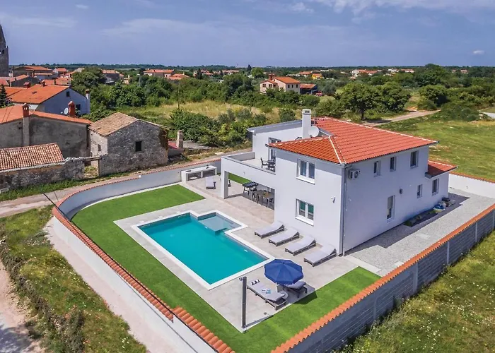 Σπίτι διακοπών Cozy In With Wifi