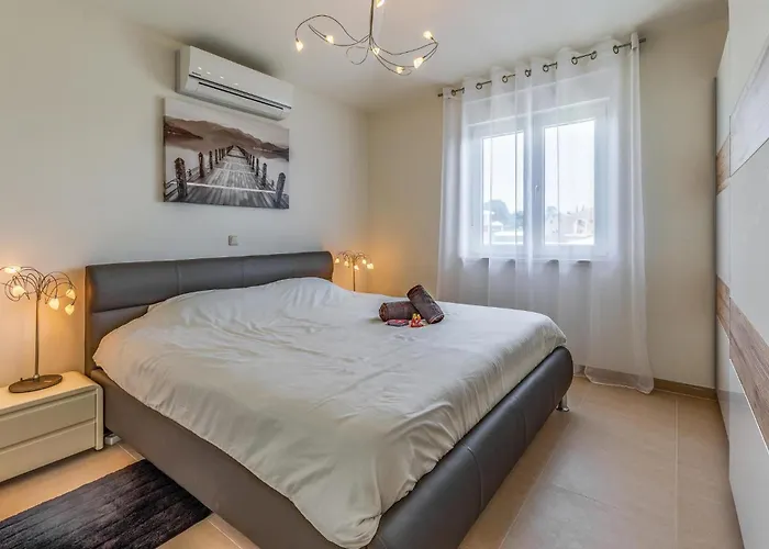 Cozy In With Wifi Galižana