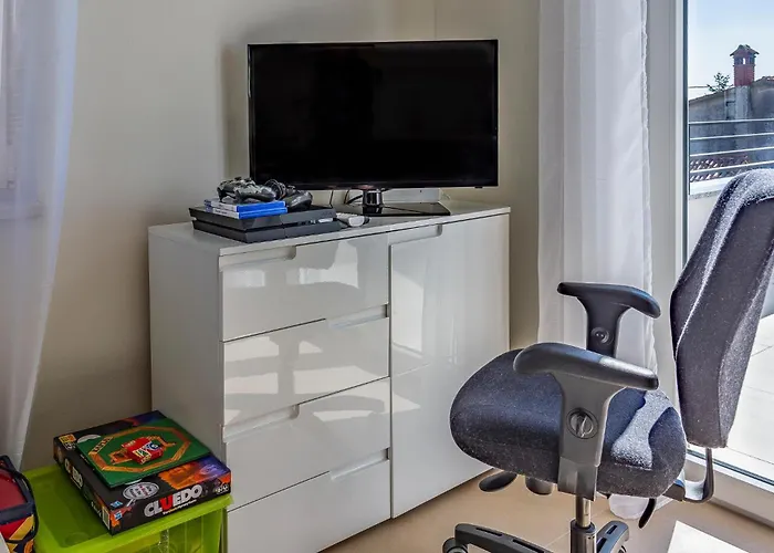 Cozy In With Wifi Galižana