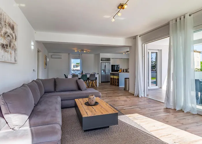 Cozy In With Wifi * Galižana